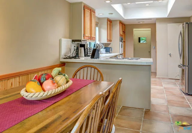 1597 E Sierra Way, Palm Springs, California 92264 home-pic-12